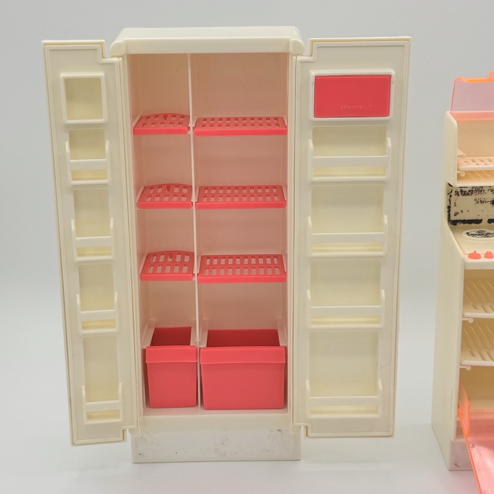 Vintage Barbie Dream House Kitchen Appliance Lot Fridge‎ Stove Oven Pink White - Picture 4 of 8